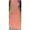 Image 1 : NEW BEACH LOUNGER. OUTDOORS.