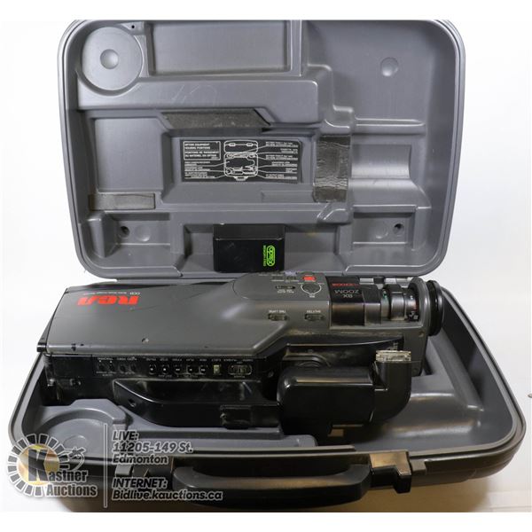RCA T-120 CAMCORDER W/ CASE, BATTERY *NO CHARGER *