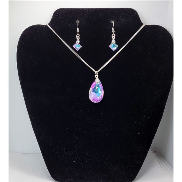 27)  TEAR DROP BLUE/PINK TITANIUM CRYSTAL