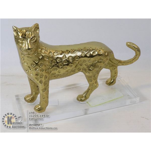 BRASS CHEETAH ON PLEXI STAND