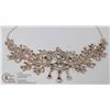 Image 1 : LADIES ROSE TONE RHINESTONE JEWELLERY NECKLACE