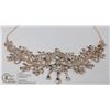 Image 1 : LADIES ROSE TONE RHINESTONE JEWELLERY NECKLACE