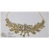 Image 1 : LADIES GOLD TONE RHINESTONE JEWELLERY NECKLACE