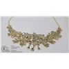 Image 1 : LADIES GOLD TONE RHINESTONE JEWELLERY NECKLACE