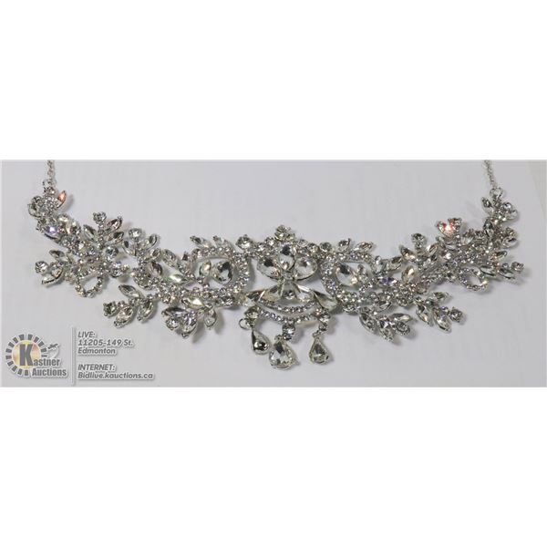 LADIES SILVER TONE RHINESTONE JEWELLERY NECKLACE