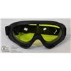 Image 1 : PAIR OF TINTED SPORTS GOGGLES