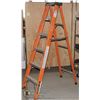 Image 1 : 6' FIBERGLASS LADDER ,TWO RIVETS HAVE POPPED LOOSE