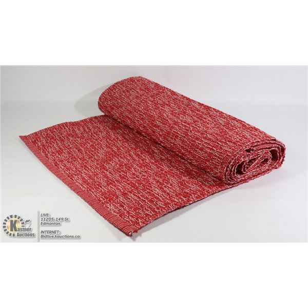 100% COTTON TWEED WOVEN TABLE RUNNER