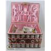 Image 1 : FLORAL SEWING BASKET