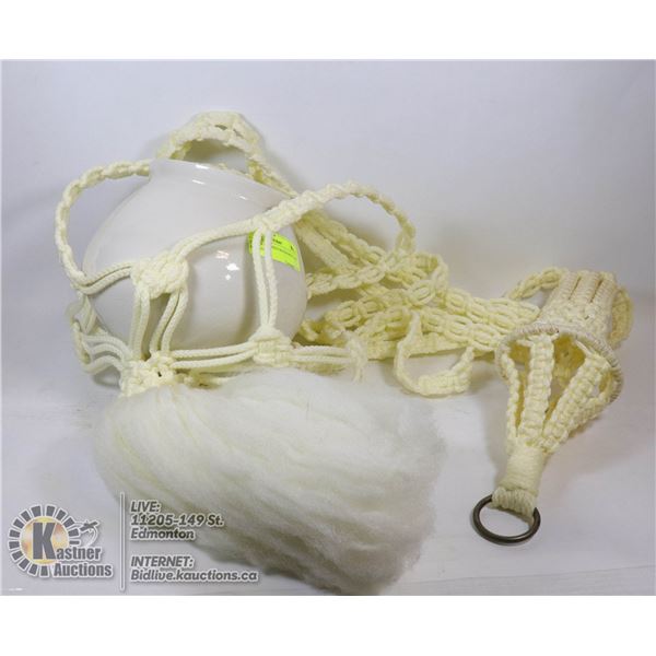 CREAM COLORED MACRAME PLANT HANGER