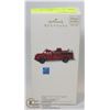 Image 1 : 975-112 HALLMARK KEEPSAKE-1951 FORD FIRE ENGINE