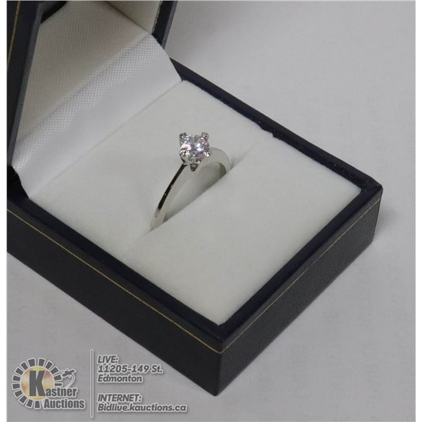 SILVER CUBIC SOLITAIRE RING APPROX SIZE 7