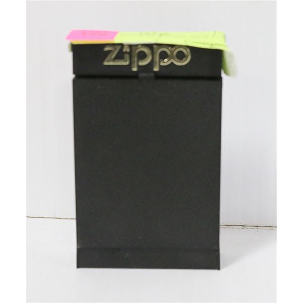 NEW OLD STOCK ZIPPO 90'S CAMO GREEN