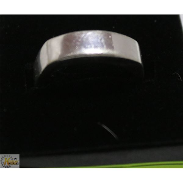 VINATGE SOLID .925 SILVER HEAVY MENS RING SZ 10