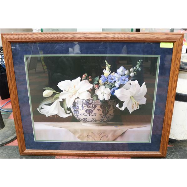 SHOWHOME FRAMED TEAPOT & FLOWERS PRINT 38 X 31
