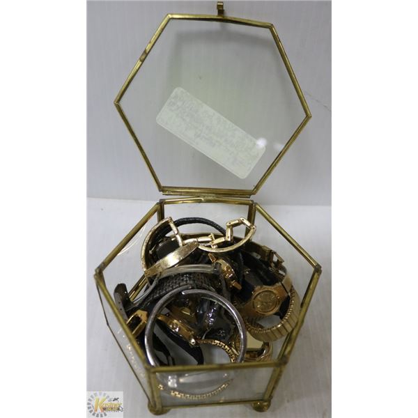 GLASS KEEPSAKE BOX WITH WATCHES