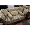 Image 2 : 2 PIECE COUCH AND LOVE SEAT