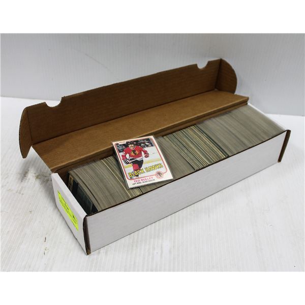 HI GRADE 1981-82 HOCKEY CARDS APRR. 800 ESTATE