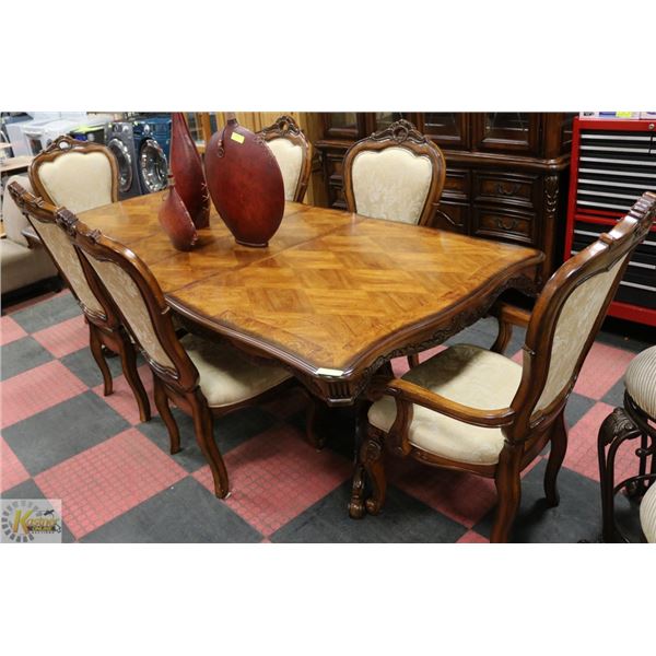 LARGE DINING ROOM TABLE WITH 6 MATCHING CHAIRS