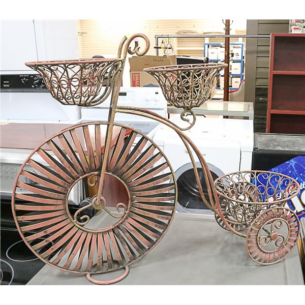 VINTAGE-STYLE DECORATIVE METAL 3-PLANT "TRICYCLE"