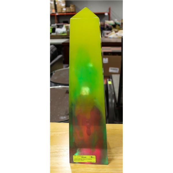 LARGE PILLAR PINK TO GREEN