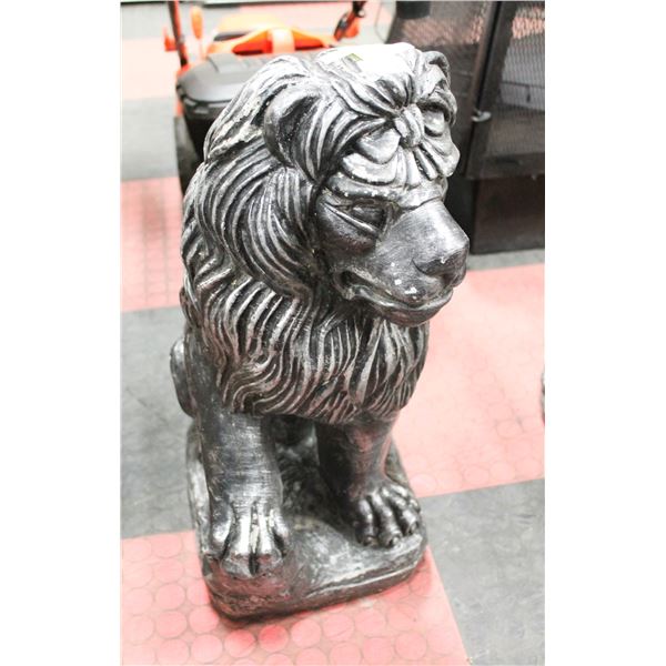 HEAVY CONCRETE LION STATUE 24" TALL