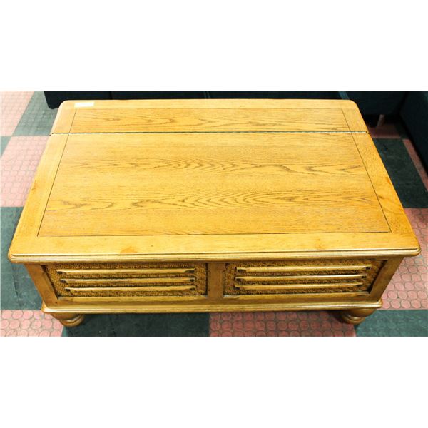 SOLID OAK BLANKET BOX