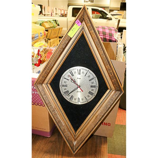 VINTAGE TELEP LONDON CLOCK