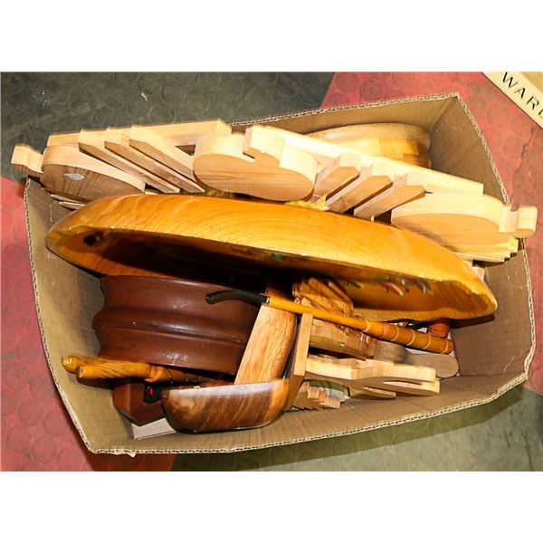 WOODEN COLLECTABLES LOT