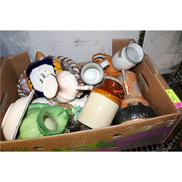 CERAMIC COLLECTABLES LOT