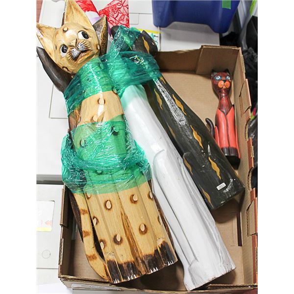 WOODEN DECORATIVE CAT LOT
