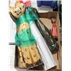 Image 1 : WOODEN DECORATIVE CAT LOT