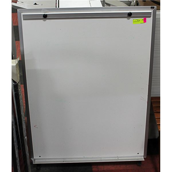 WHITEBOARD/EASEL