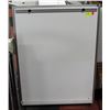 Image 1 : WHITEBOARD/EASEL