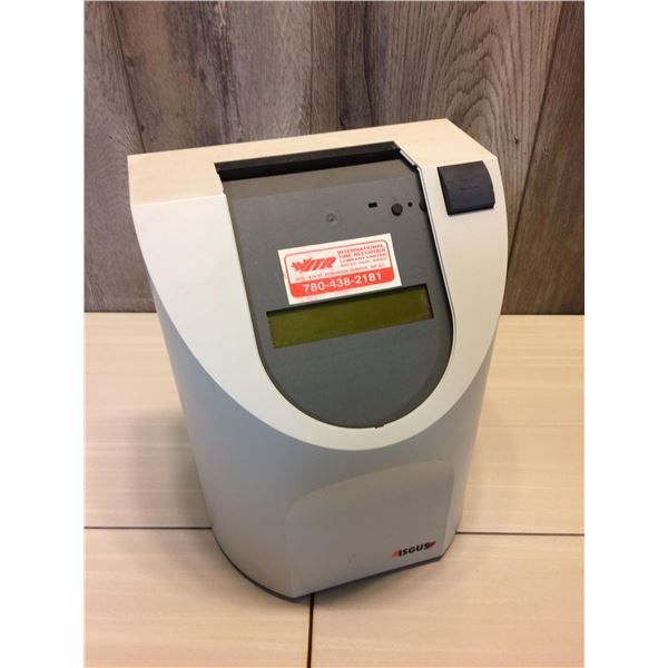 ISGUS MODEL 2040  TIME CLOCK C/W TIMECARD