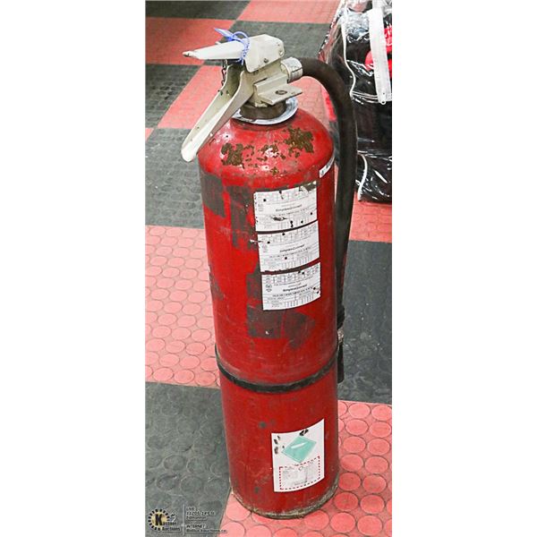 30LBS CHARGED FIRE EXTINGUISHER