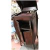 Image 3 : ANTIQUE GRAMOPHONE NEEDS TLC