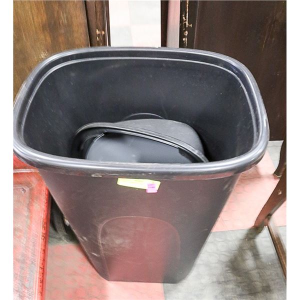 LARGE GARBAGE CAN