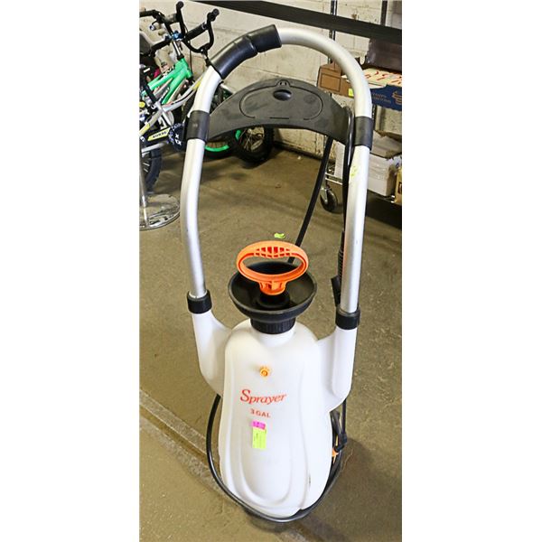 3 GALLON SPAYER