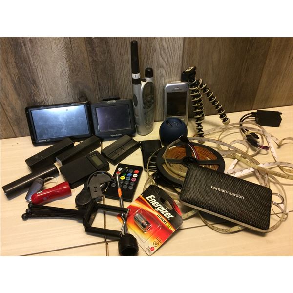 MISC. LOT OF ELECTRONICS