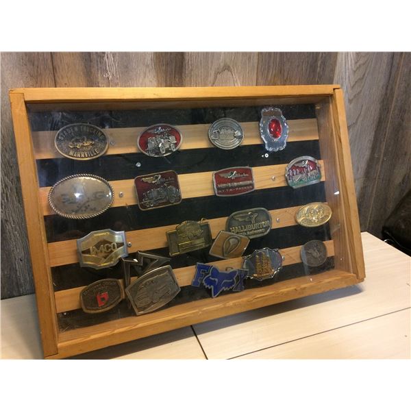 BELT BUCKLE COLLECTION (QTY. 19) C/W DISPLAY CASE