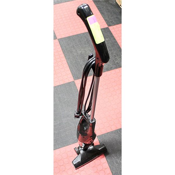 UPRIGHT VACCUM