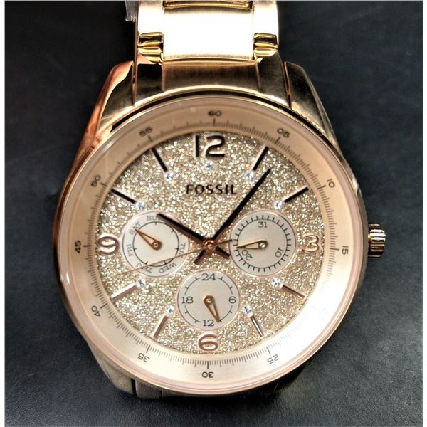 NEW FOSSIL ROSE GOLD DAY/DATE TRIPLE CHRONO $239