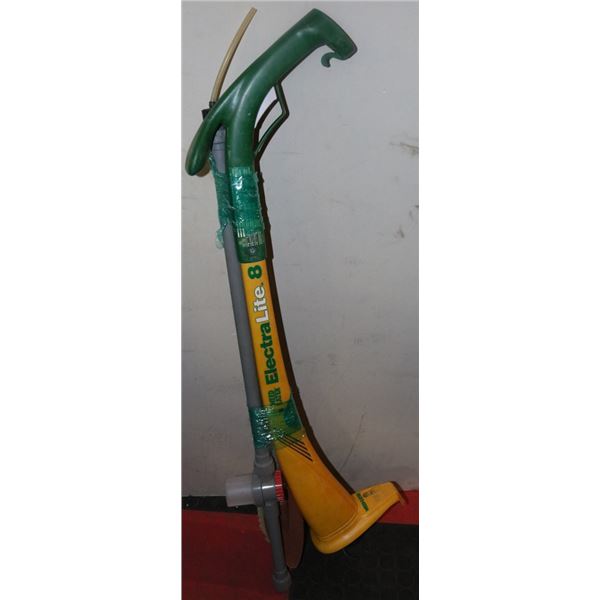 BUNDLE OF LAWN AND GARDEN TOOLS INCL. ELECTRIC