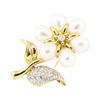 Image 1 : 0.44 ctw Diamond and Pearl Flower Pin - 14KT Yellow Gold