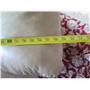 Image 9 : White Synthetic Leather Armchair 43"x 22"x 33" Back Ht