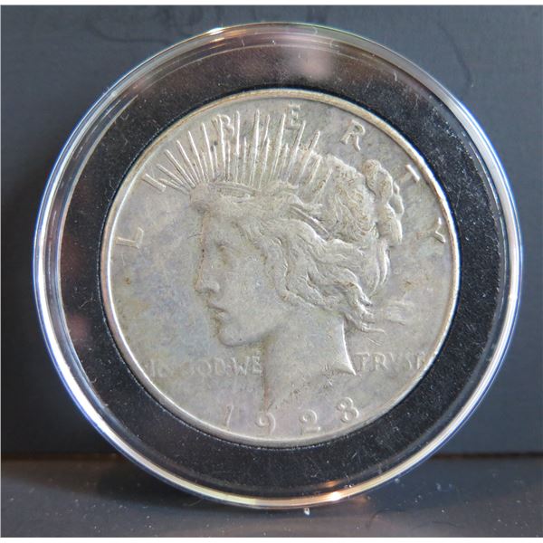 1928 Peace Silver Dollar w/ Clear Case
