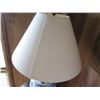 Image 10 : Ralph Lauren Double-Gourd Ceramic Lamp, Blue & White, 25.5"Tall