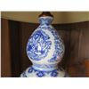 Image 3 : Ralph Lauren Double-Gourd Ceramic Lamp, Blue & White, 25.5"Tall