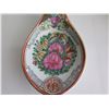 Image 24 : 2 Rimmed Famille Rose Soup Bowl & Spoon, Hong Kong